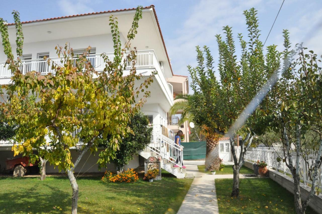 Despina Apartment Keramotí Exteriér fotografie